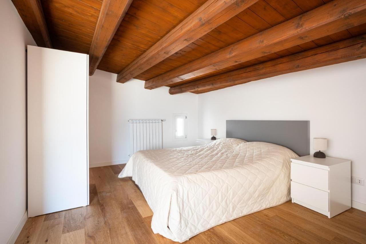 Casa Azzurra - Palazzo Del Buonpastore Palermo Eksteriør bilde